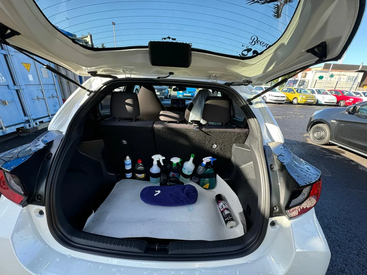 Toyota Yaris - Image 5