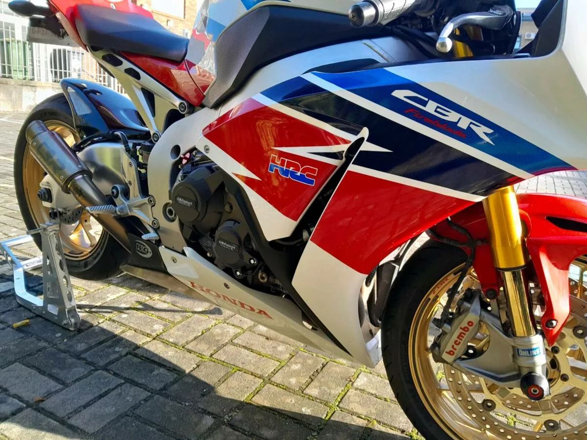 Honda CBR Fireblade SP Honda 1000rr - Image 1