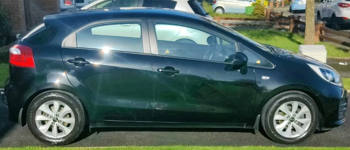 2016 1.2L kia Rio - Image 3