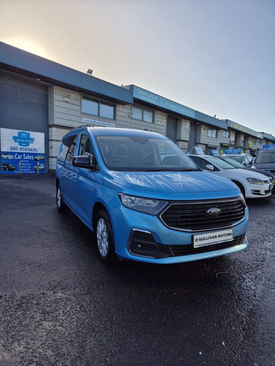 FordTourneoConnect/2023/WheelchairAccess/Taxi Spec - Image 4