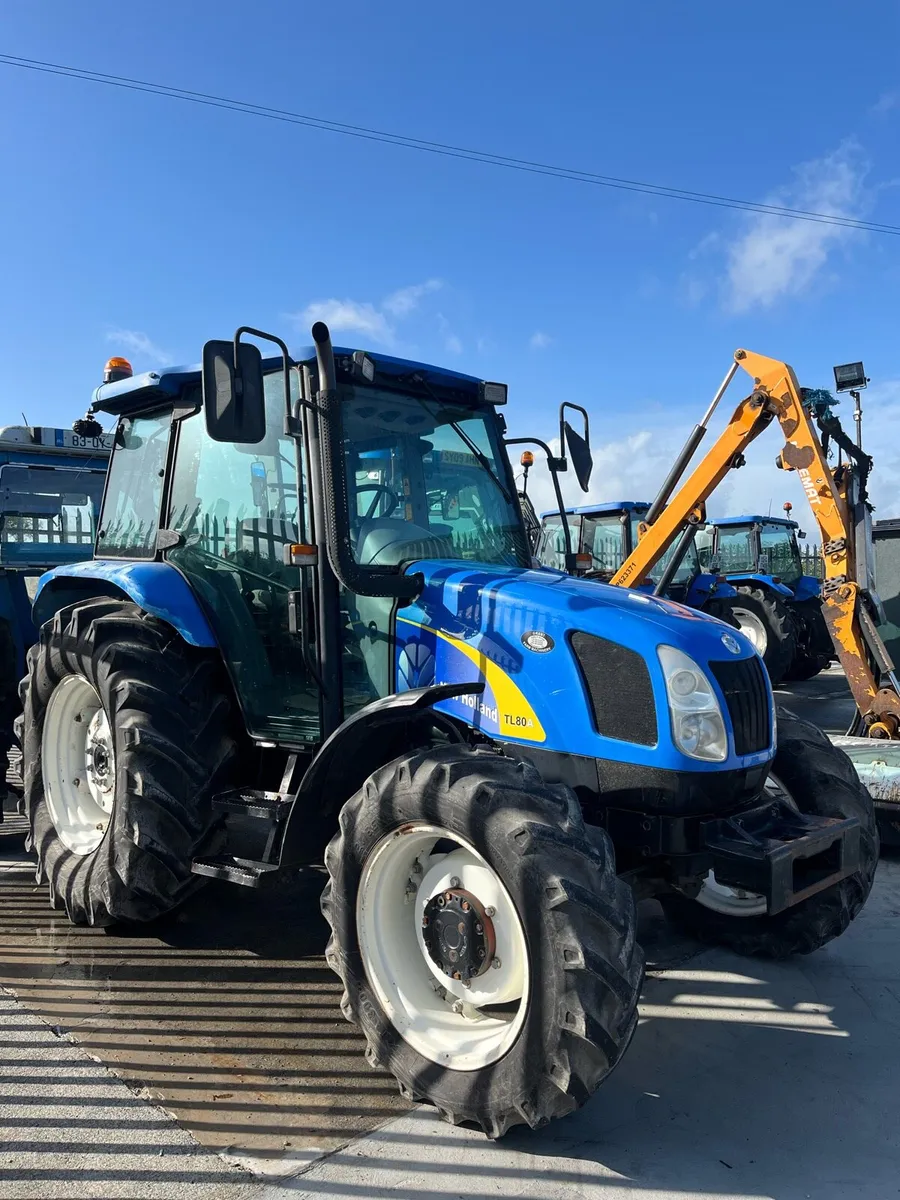 New Holland TL80A - Image 1