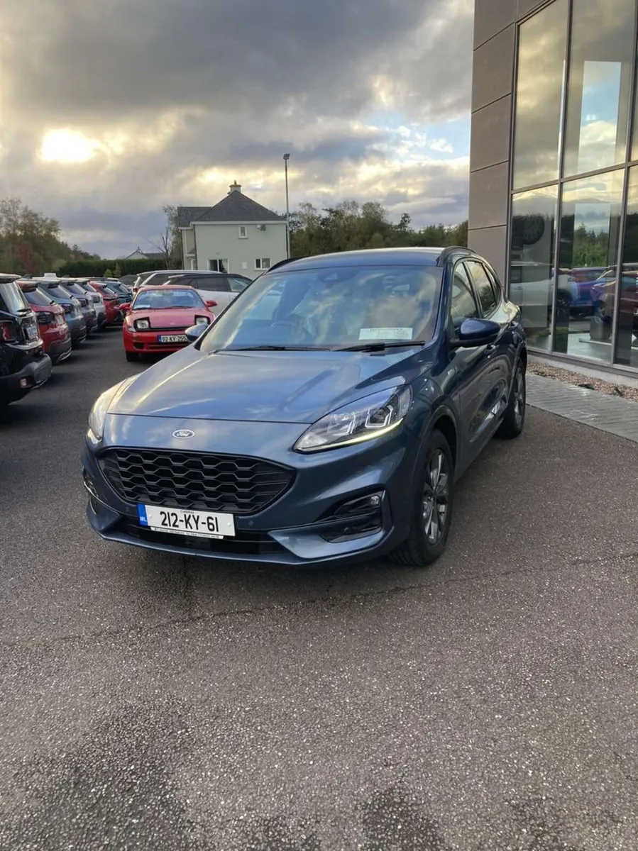 Ford Kuga 2021 - Image 2