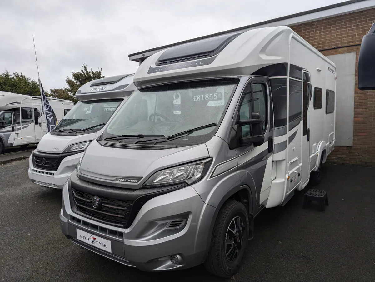 Save £8,860 Was £81,855 Luxury Rear Lounge - Image 1