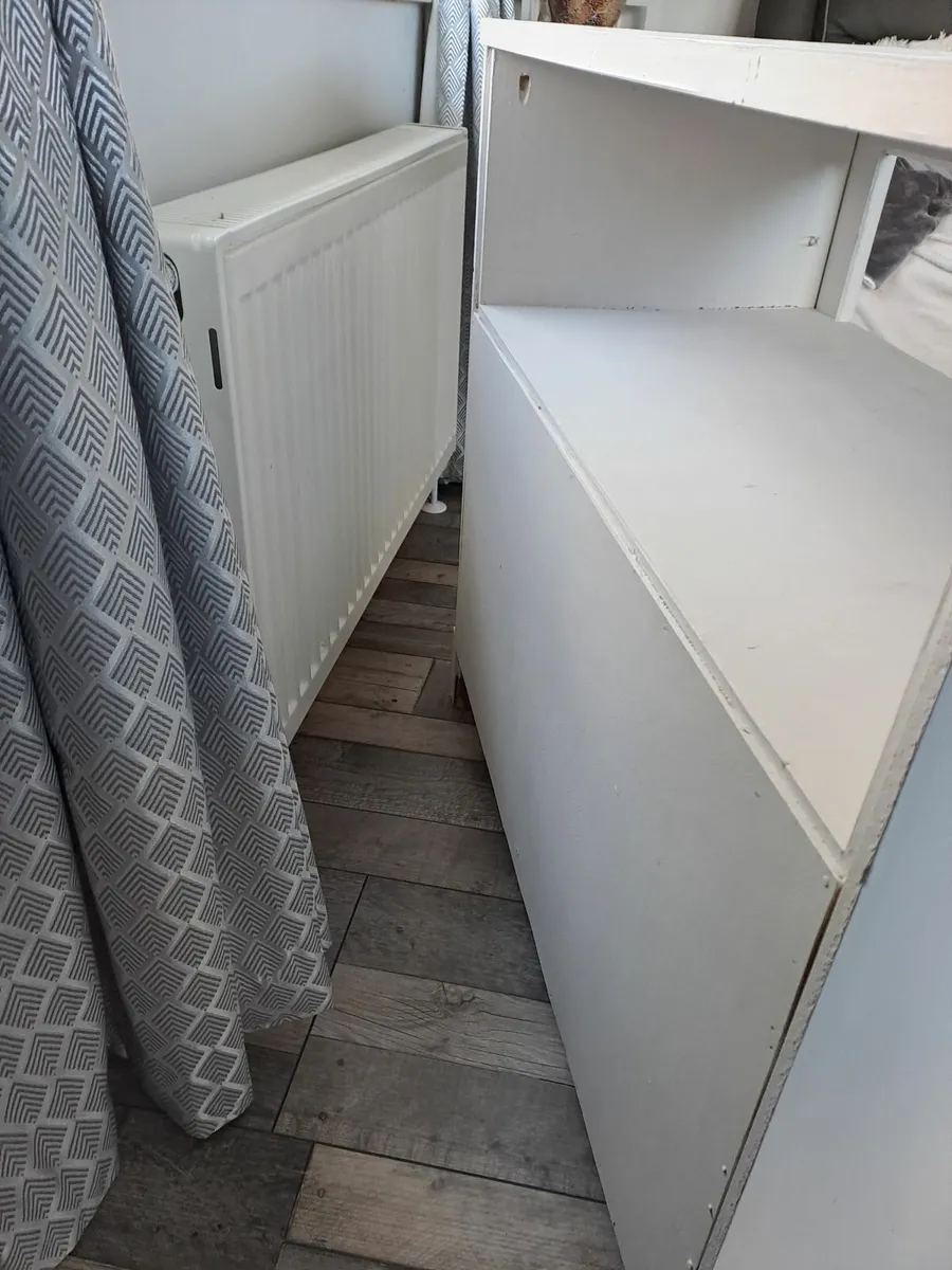 Tv unit for sale in Co. Galway for €70 on DoneDeal