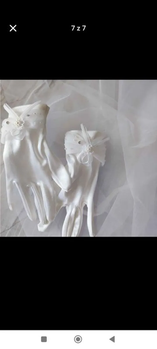 Quick sale!Communion dress, shoes and gloves - Image 2