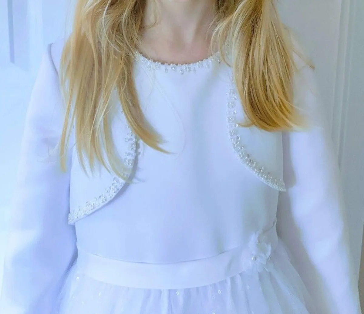 Quick sale!Communion dress, shoes and gloves - Image 1