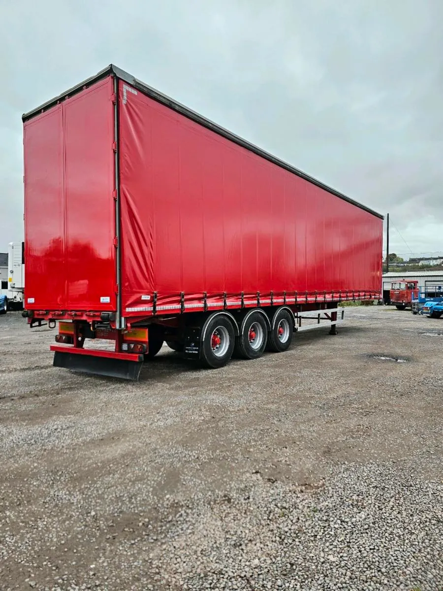 2012 SDC / L'DAVID CURTAINSIDER - Image 4