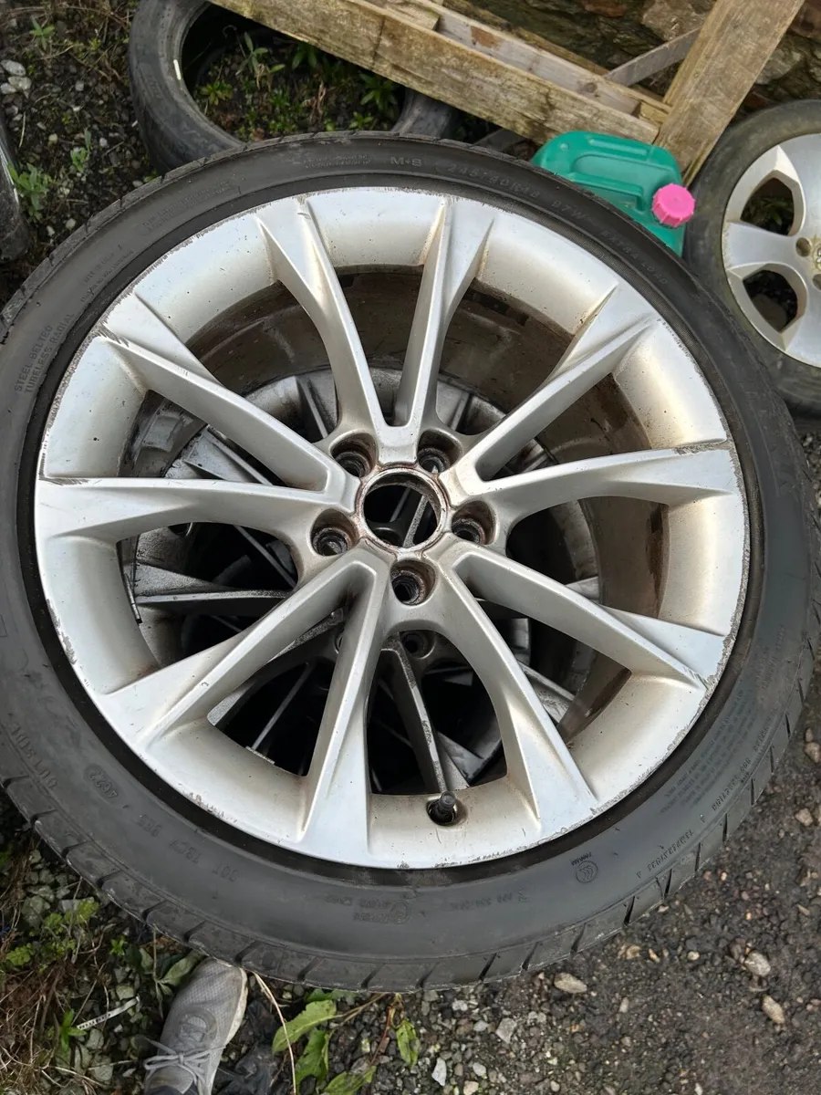 Audi wheels R18 With New Tyres - Image 1