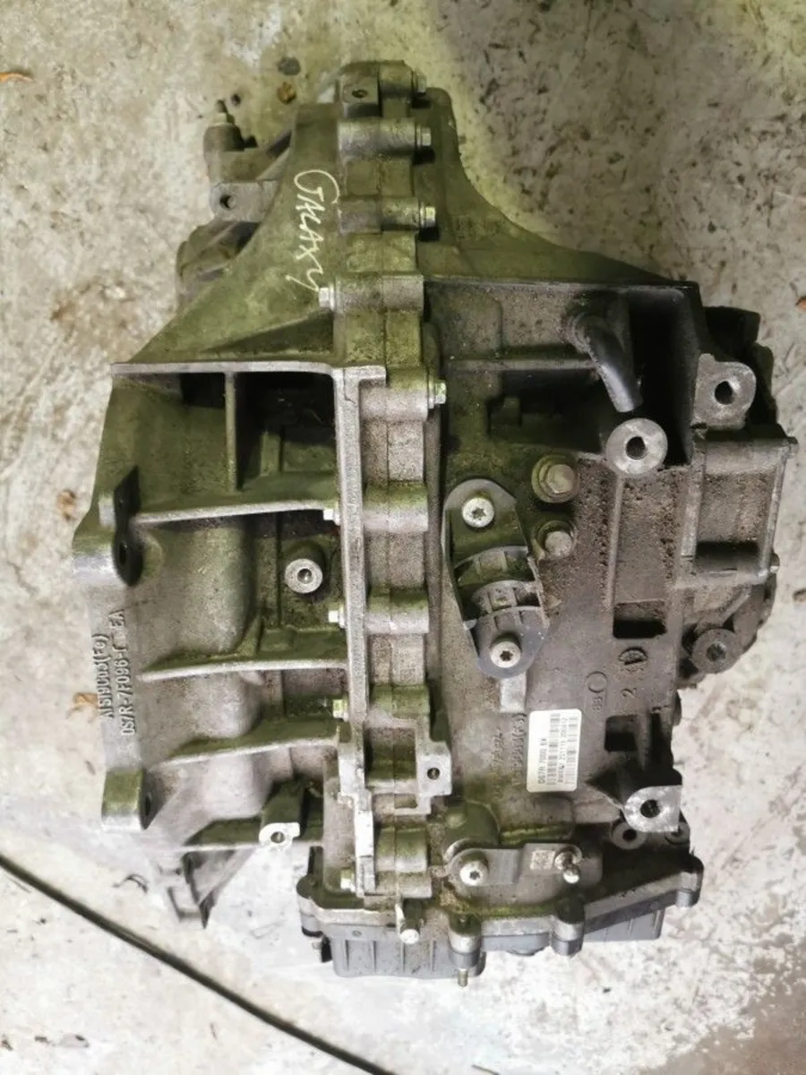 2017 ford Galaxy 2.0tdci euro 6 automatic gearbox - Image 3