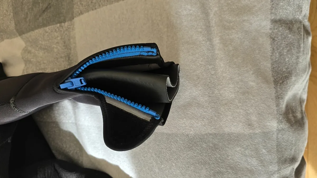Northern Diver Wetsuit - Gents XL - Image 3