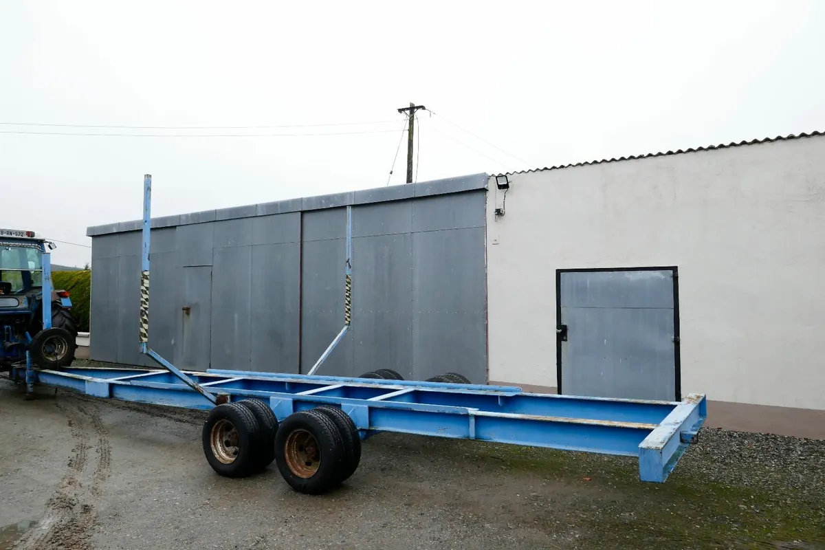 34 ft Boat Trailer - Image 2