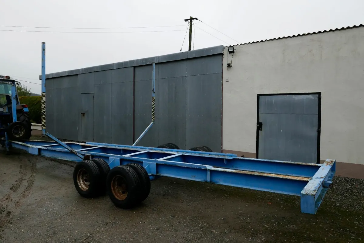 34 ft Boat Trailer - Image 3