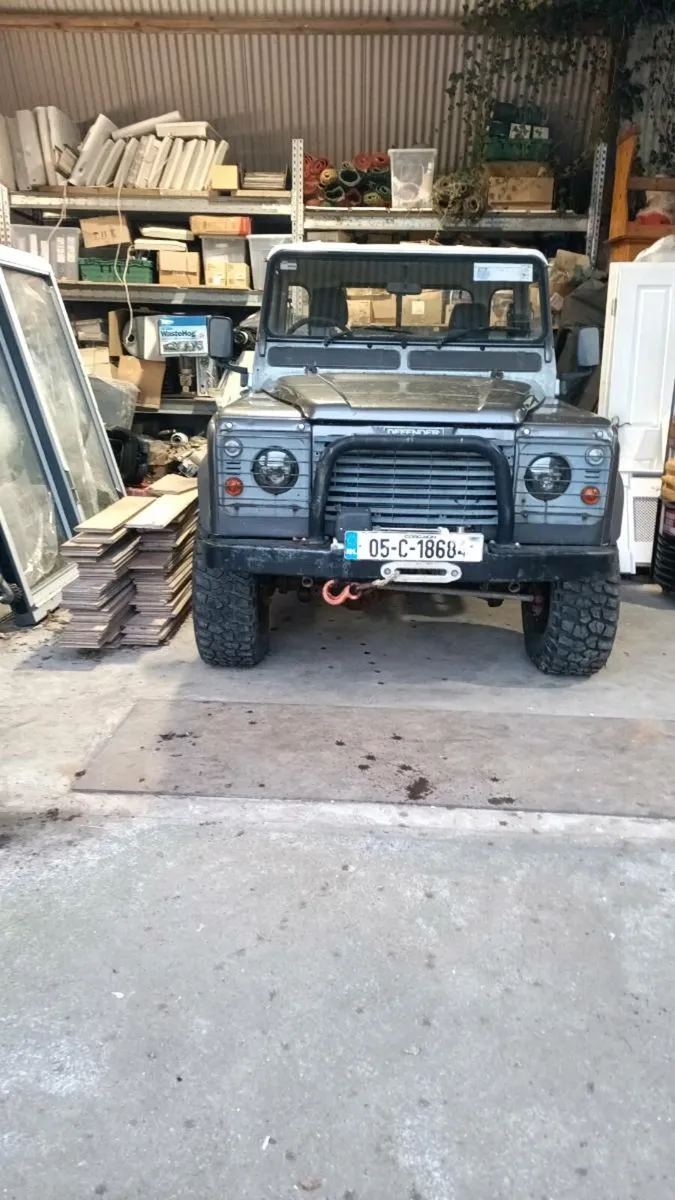 Defender 110 - Image 1