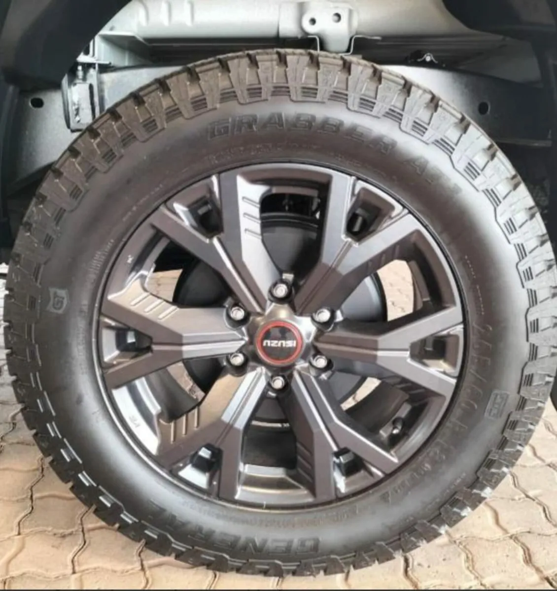 New alloys weels for Isuzu dmax - Image 1