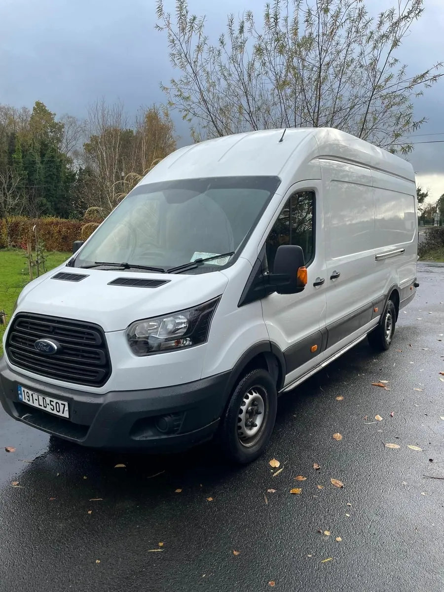 Ford Transit Jombo 2019 - Image 2