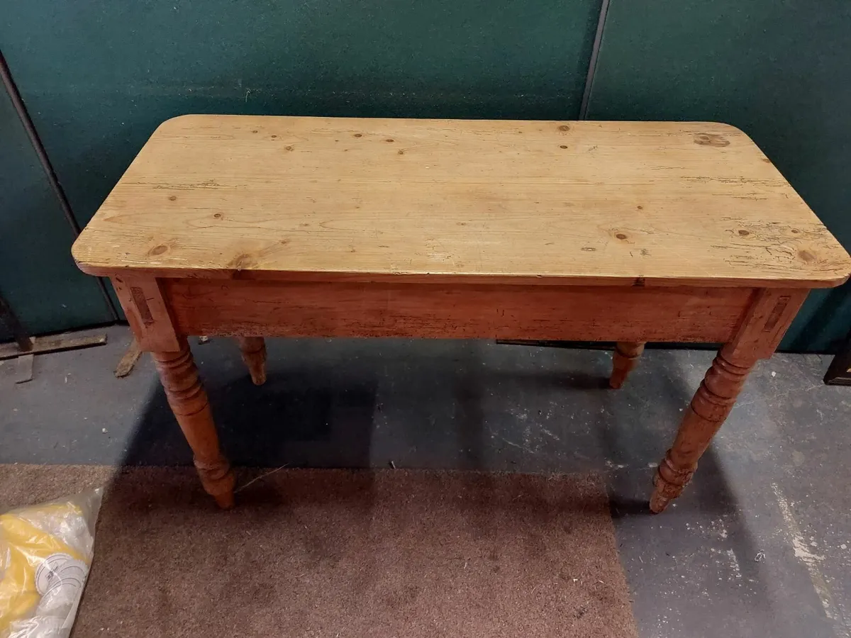 Antique pine Table - Image 3