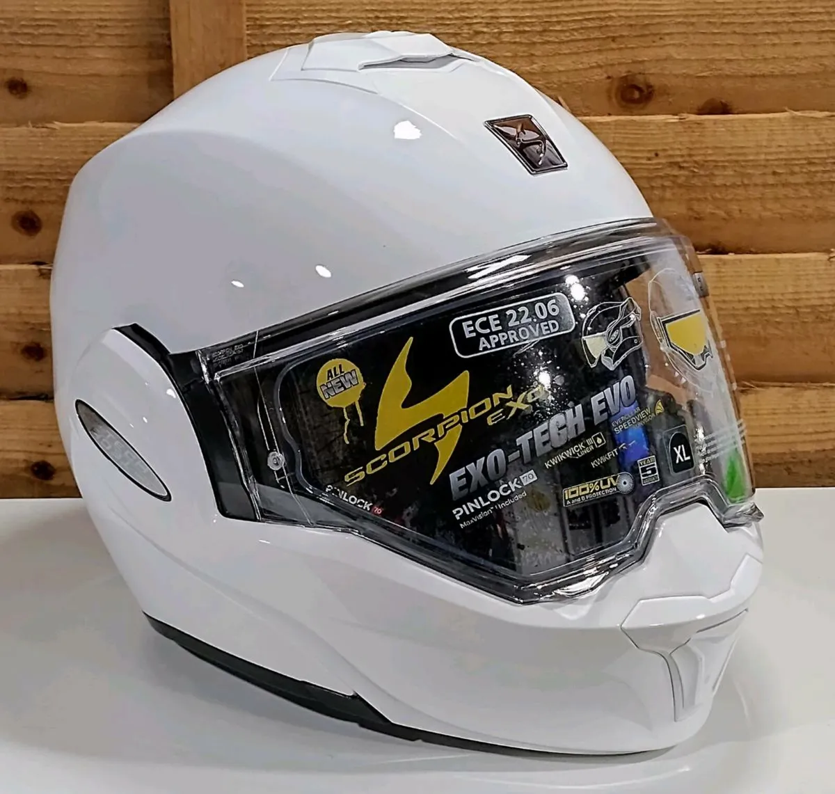 Motorbike helmets, new and like new. - Image 4