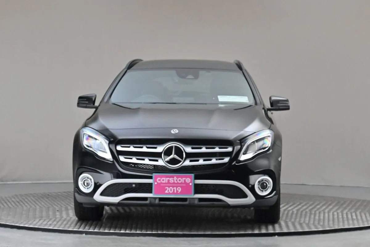 Mercedes-Benz GLA-Class GLA 180  powered Tailgate - Image 2