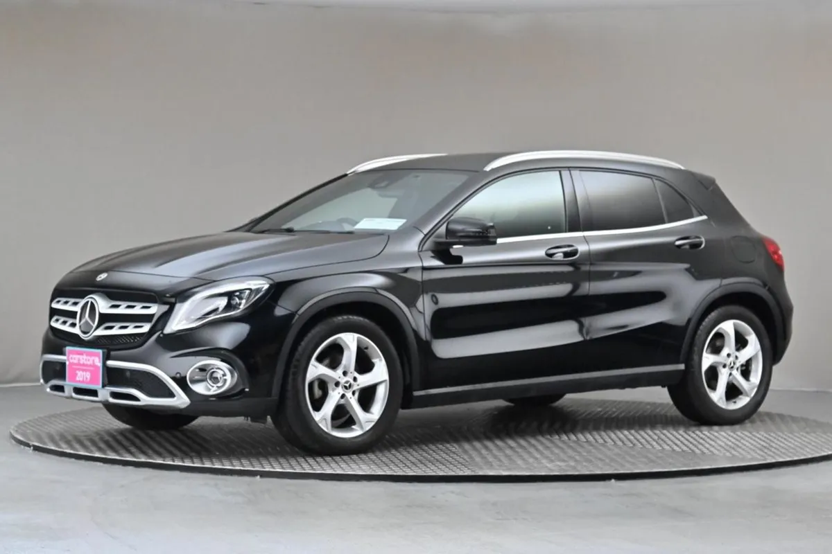 Mercedes-Benz GLA-Class GLA 180  powered Tailgate - Image 4