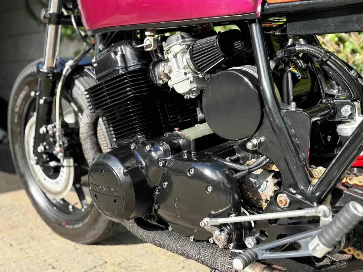 1977 Honda CB 750 Cafe Racer (Monoshock) - Image 2