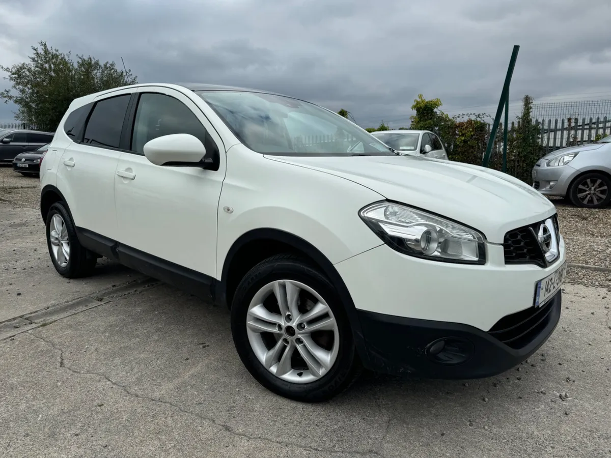 Nissan Qashqai+2 2014. Seven seater - Image 1