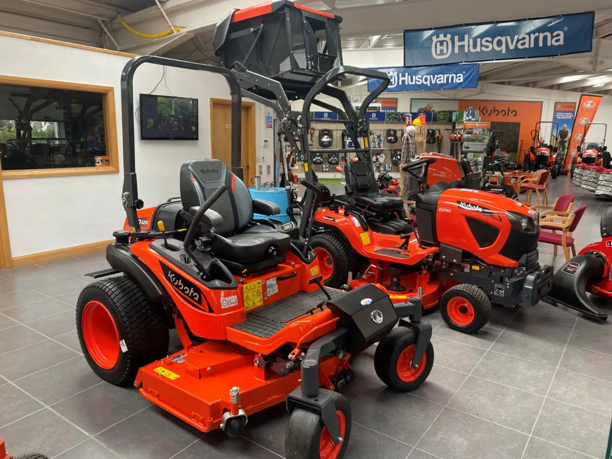 Professional Diesel Kubota Lawnmowers - Image 4