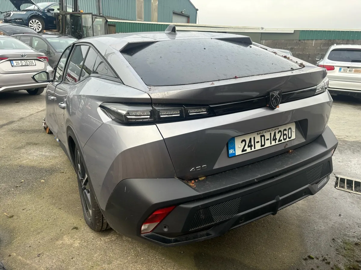 241 Peugeot 408 - Image 2