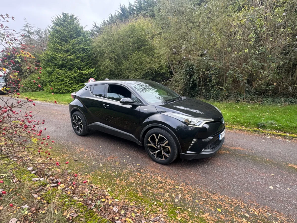 18 TOYOTA CHR SELF CHARGING HYBRID - Image 1