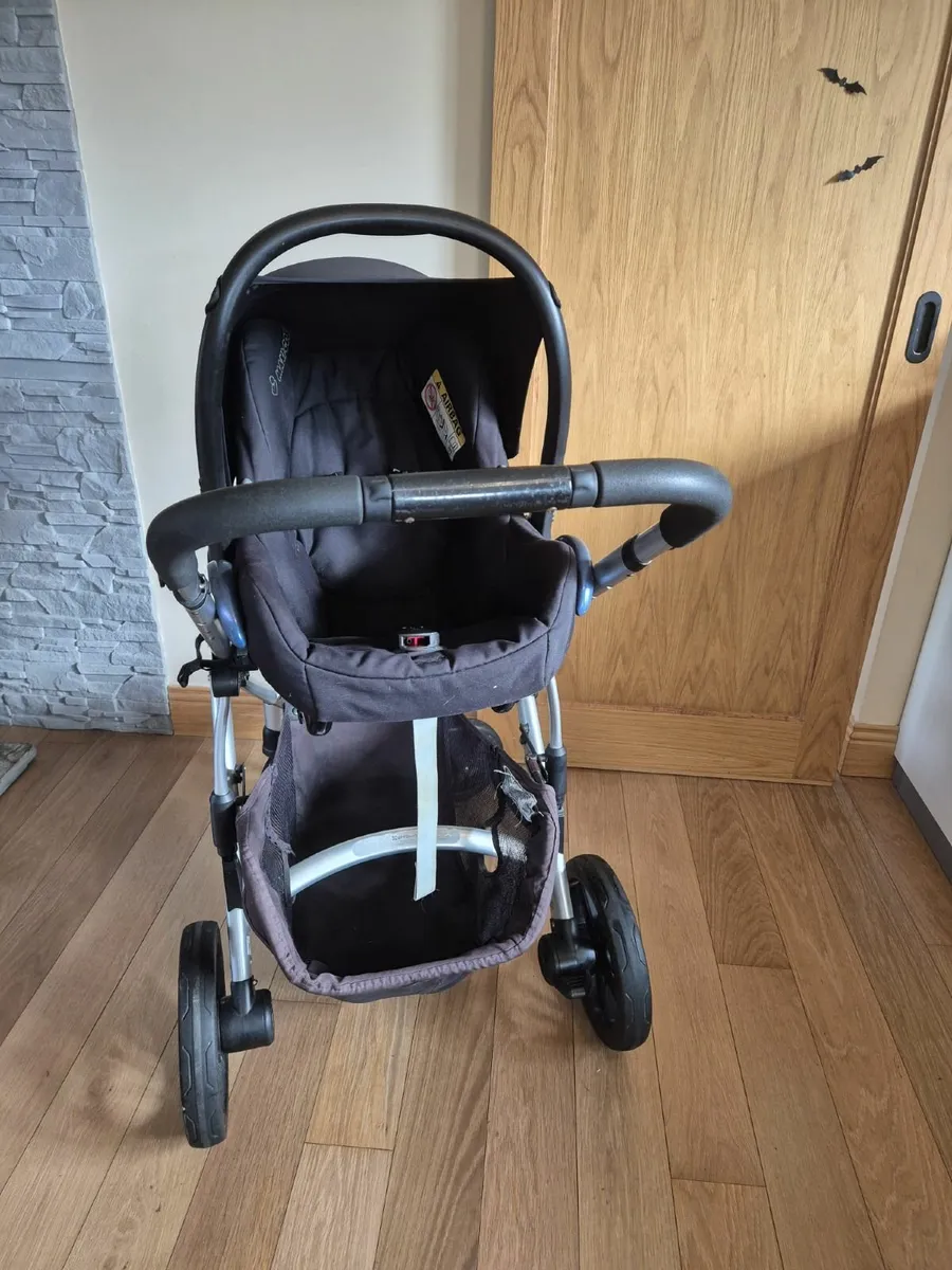 Uppababy vista travel system - Image 4