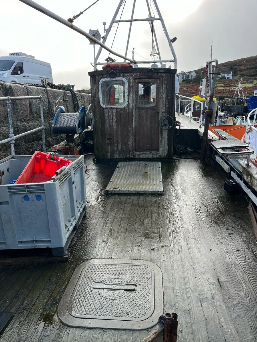 Boat and license (New Pics) - Image 3