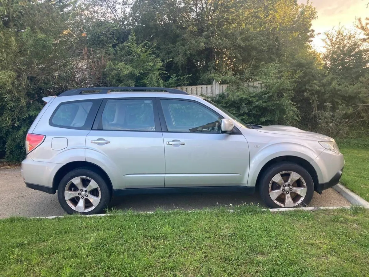 Subaru Forester 2009 (negotiable) - Image 4