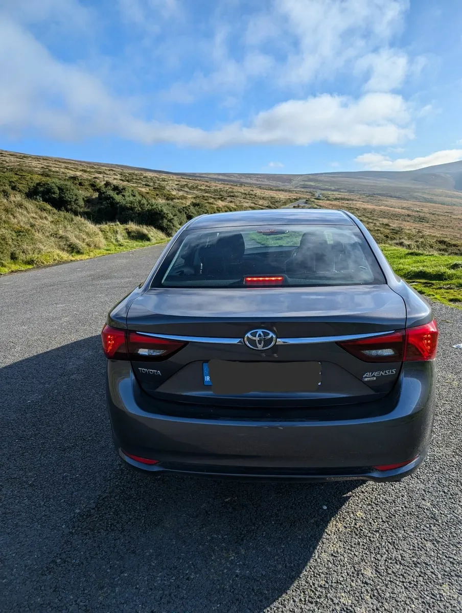 Toyota Avensis 2018 - Image 3