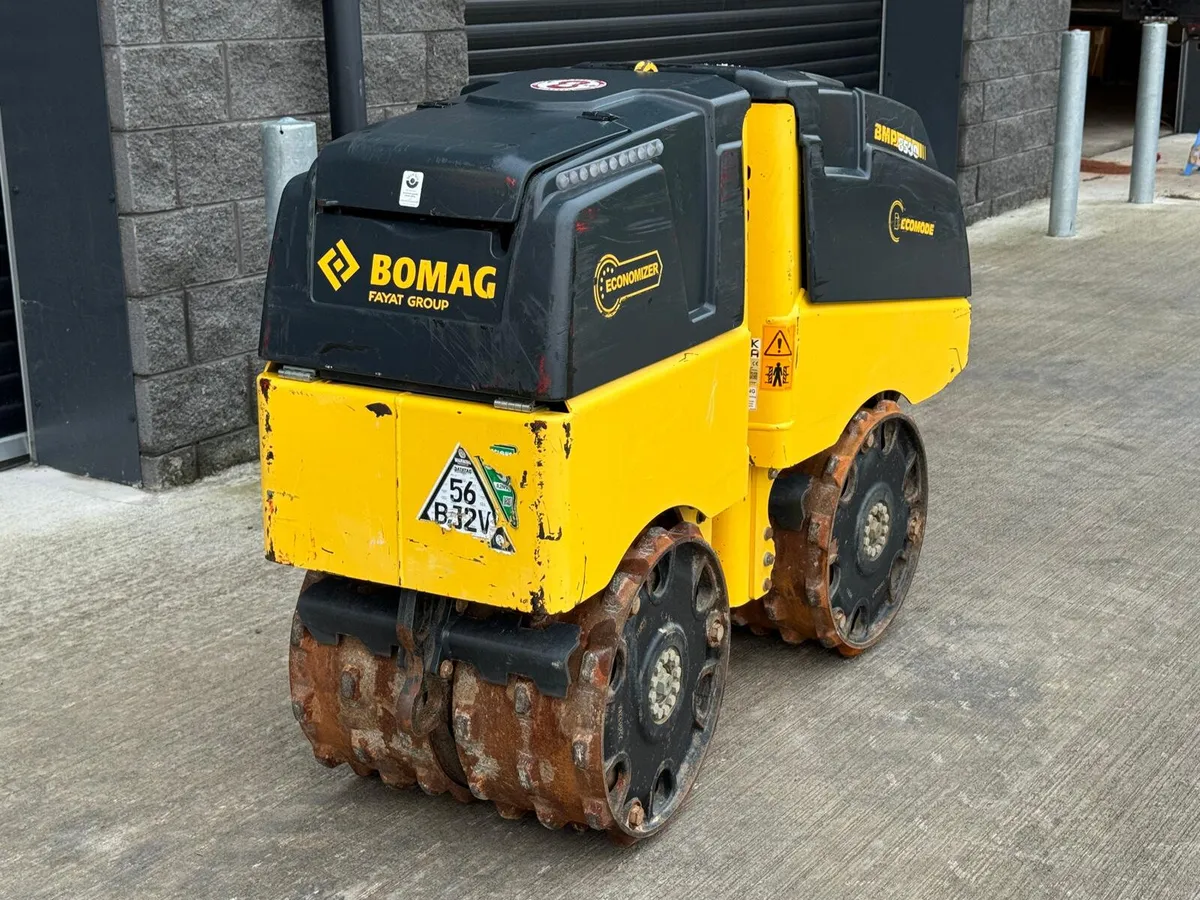 2023 Bomag BMP8500 Rammax Roller - Image 3