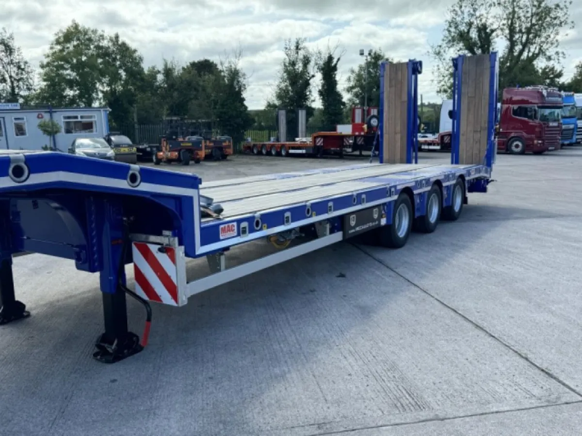 2024 MAC 45FT LOWLOADER - Image 4