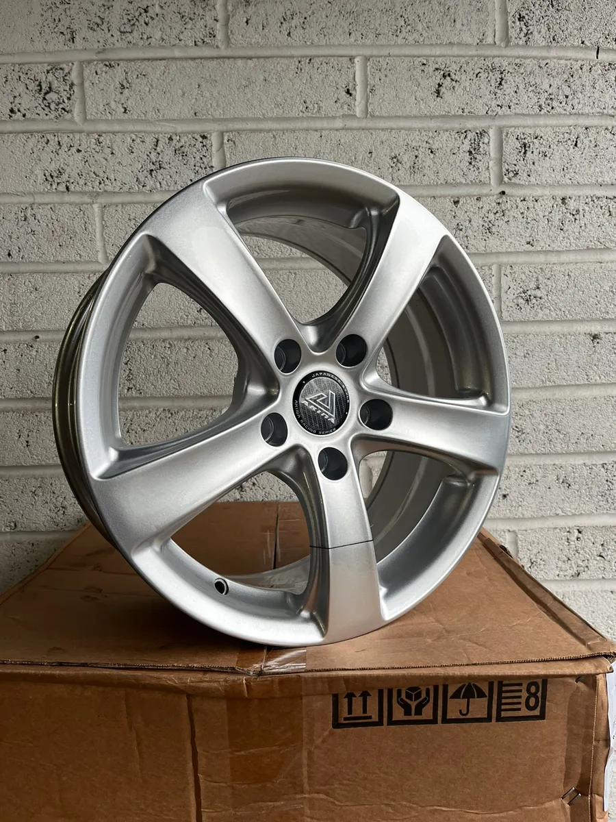 16inch vivaro traffic alloy wheels