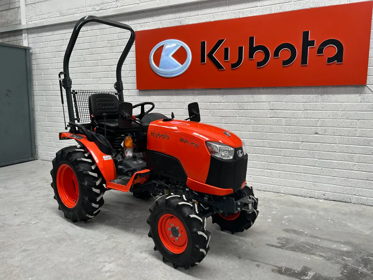 New Kubota B2231 Compact Tractor - Image 2