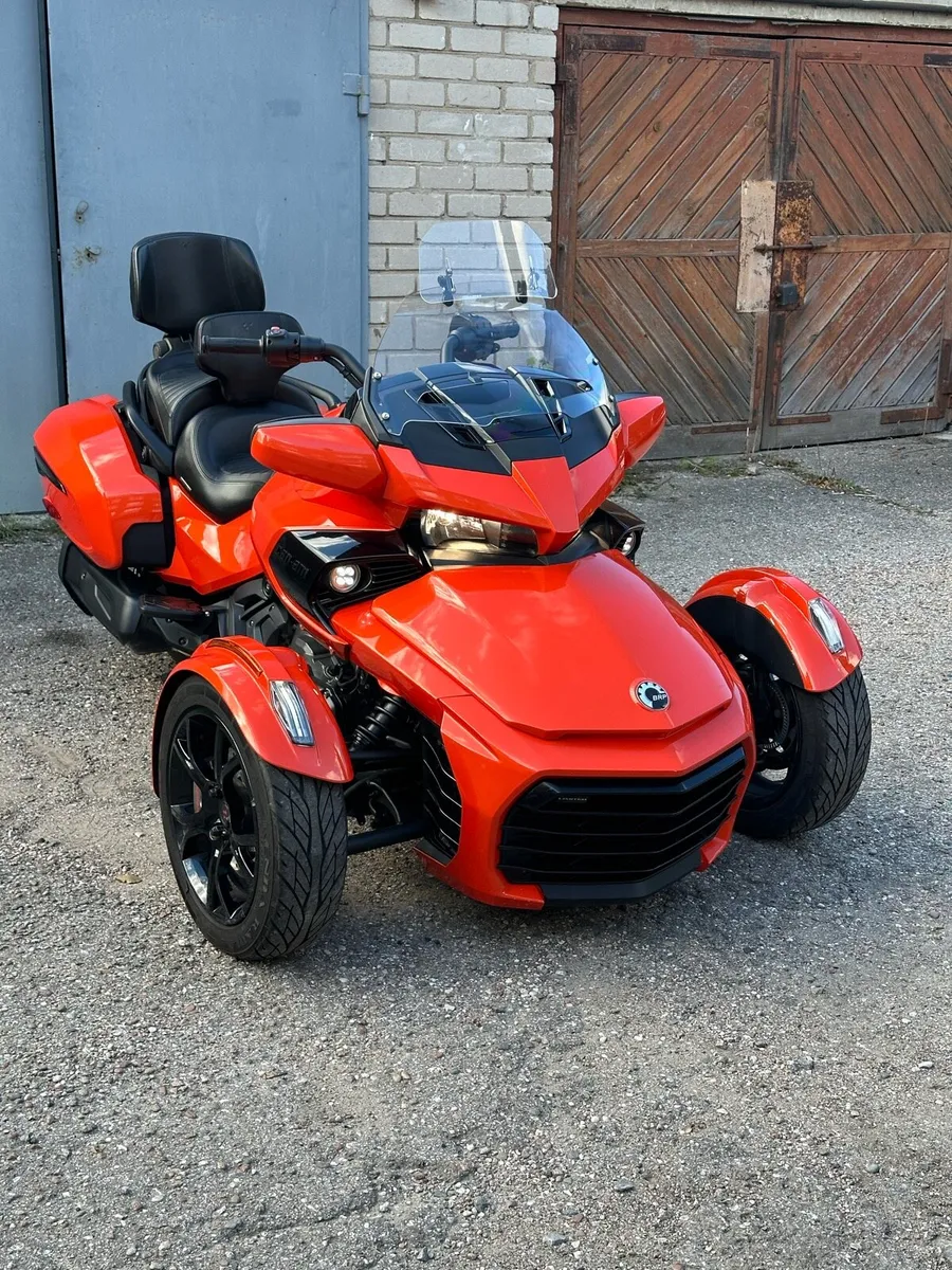 Can Am Spyder F3 - Image 1