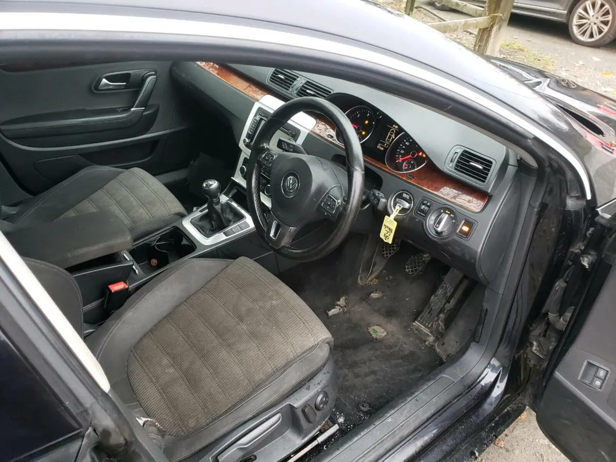 2009 Volkswagen Cc 2.0 TDI Breaking - Image 3