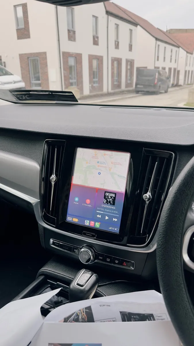 Automatic Volvo S90 D4 (2017/2) new front tyre - Image 2