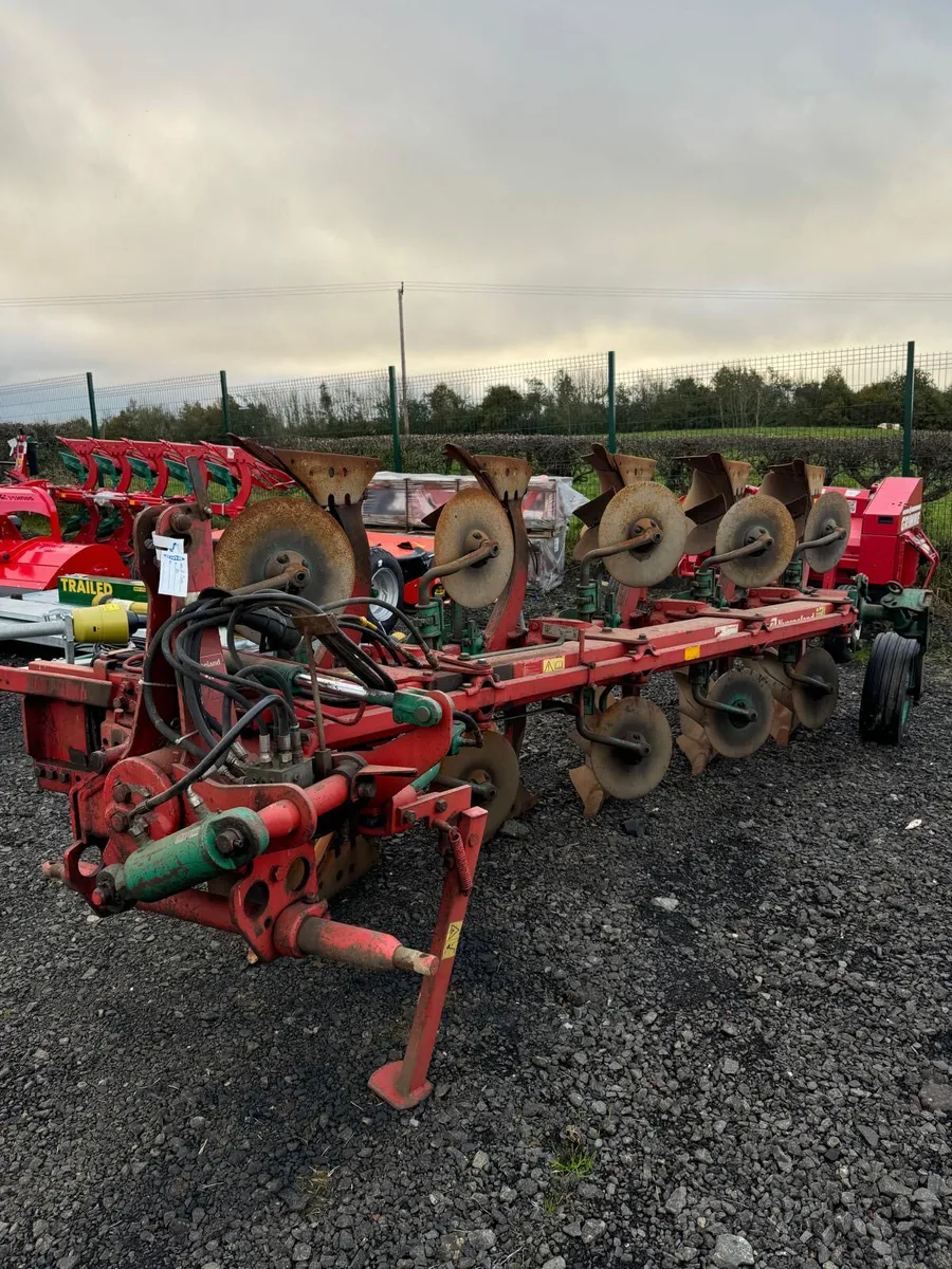 5 furrow Kverneland plough - Image 2
