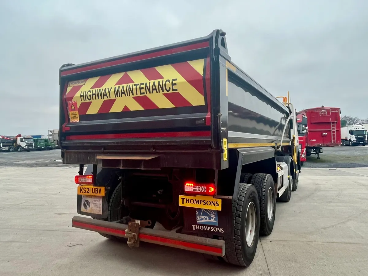 2021  Volvo FMX 420  Grabs 13 Litre X 2 - Image 4