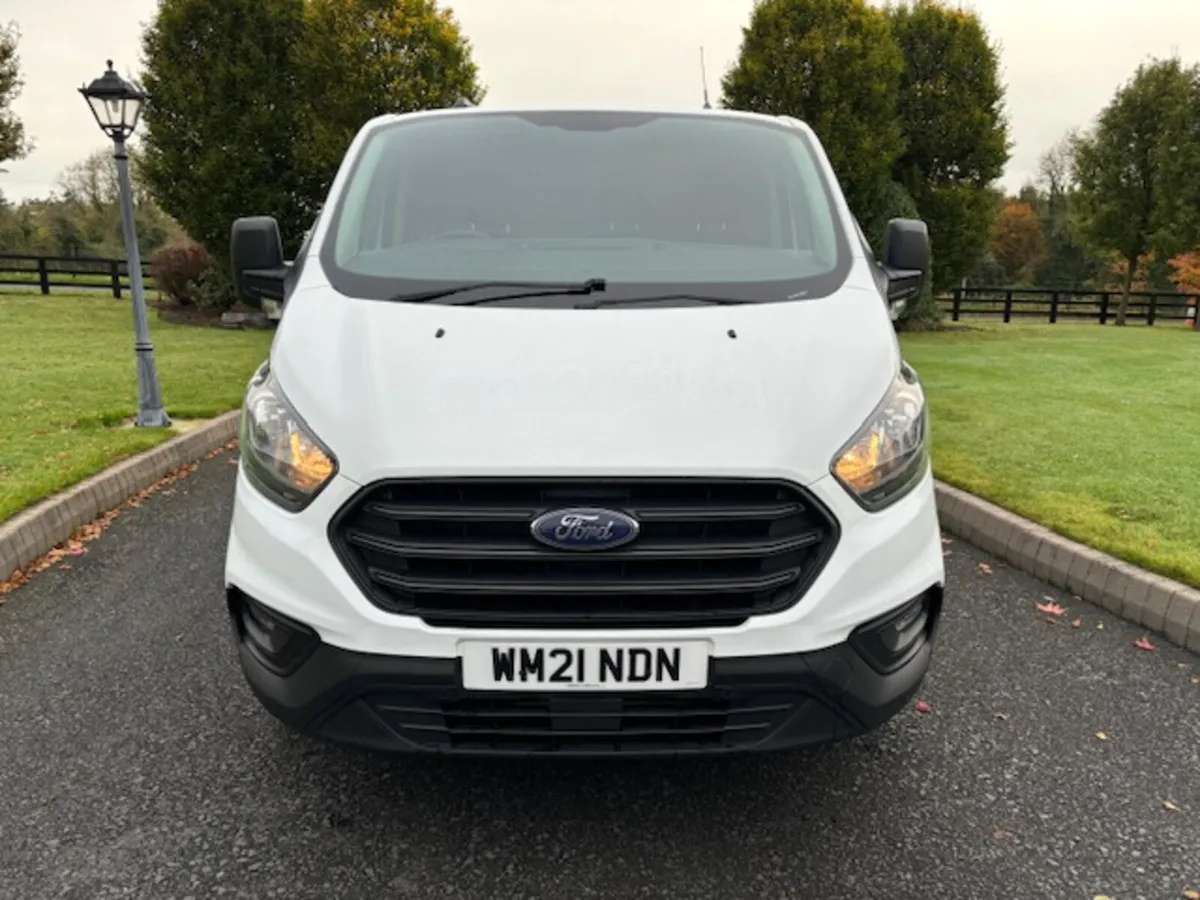 Ford Transit Custom 2021 - Image 2