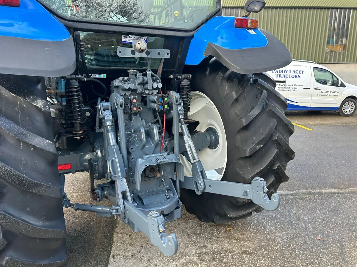 2002 New Holland TM125 - Image 2