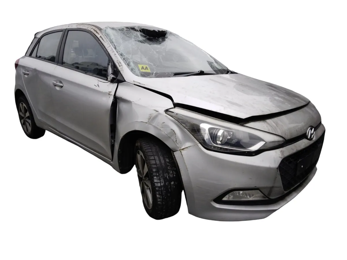 2017 HYUNDAI I20 For Breaking/Dismantling - Image 1