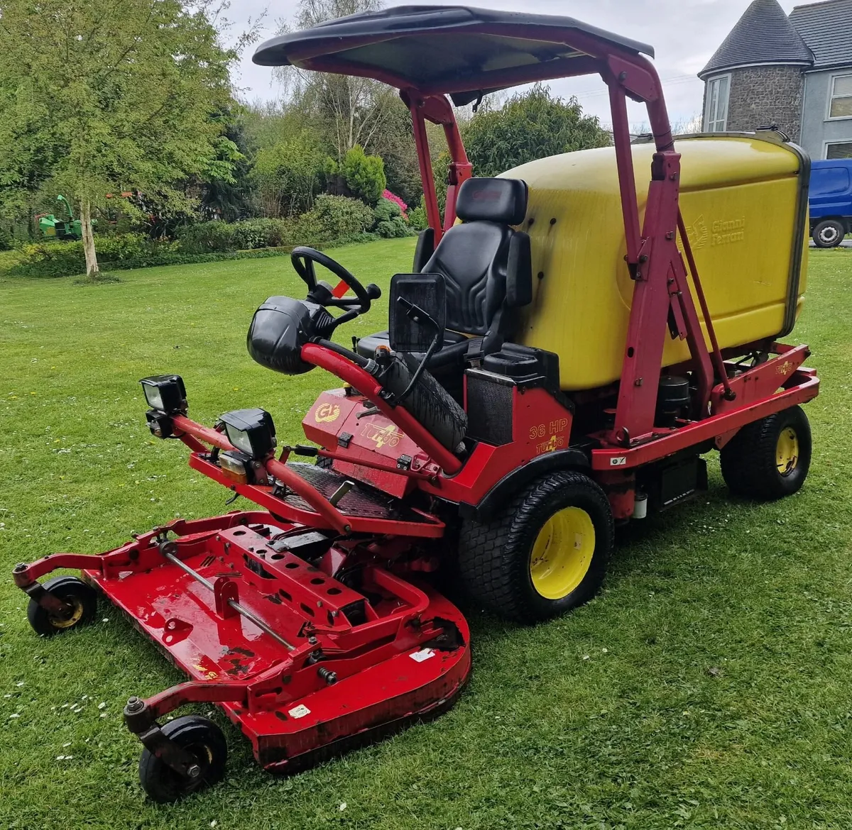 Gianni Ferrari Turbo 4 ride on mower lawnmower - Image 2