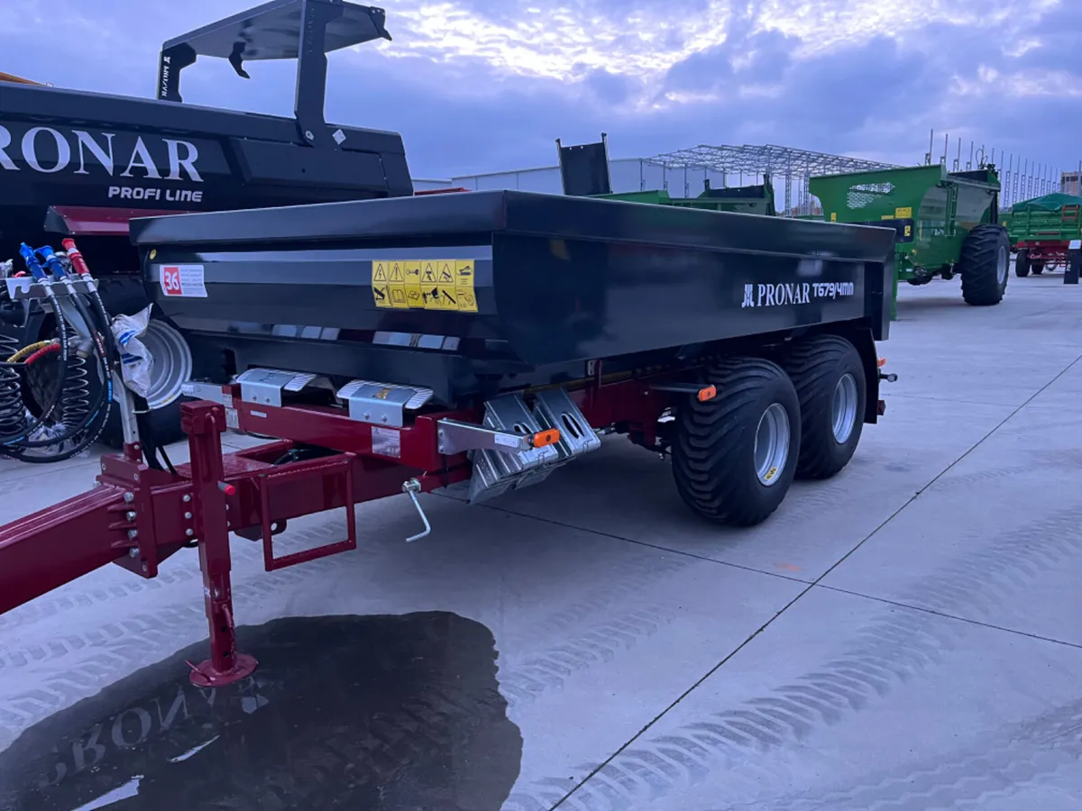 Pronar 11 Tonne Trailer - Image 1