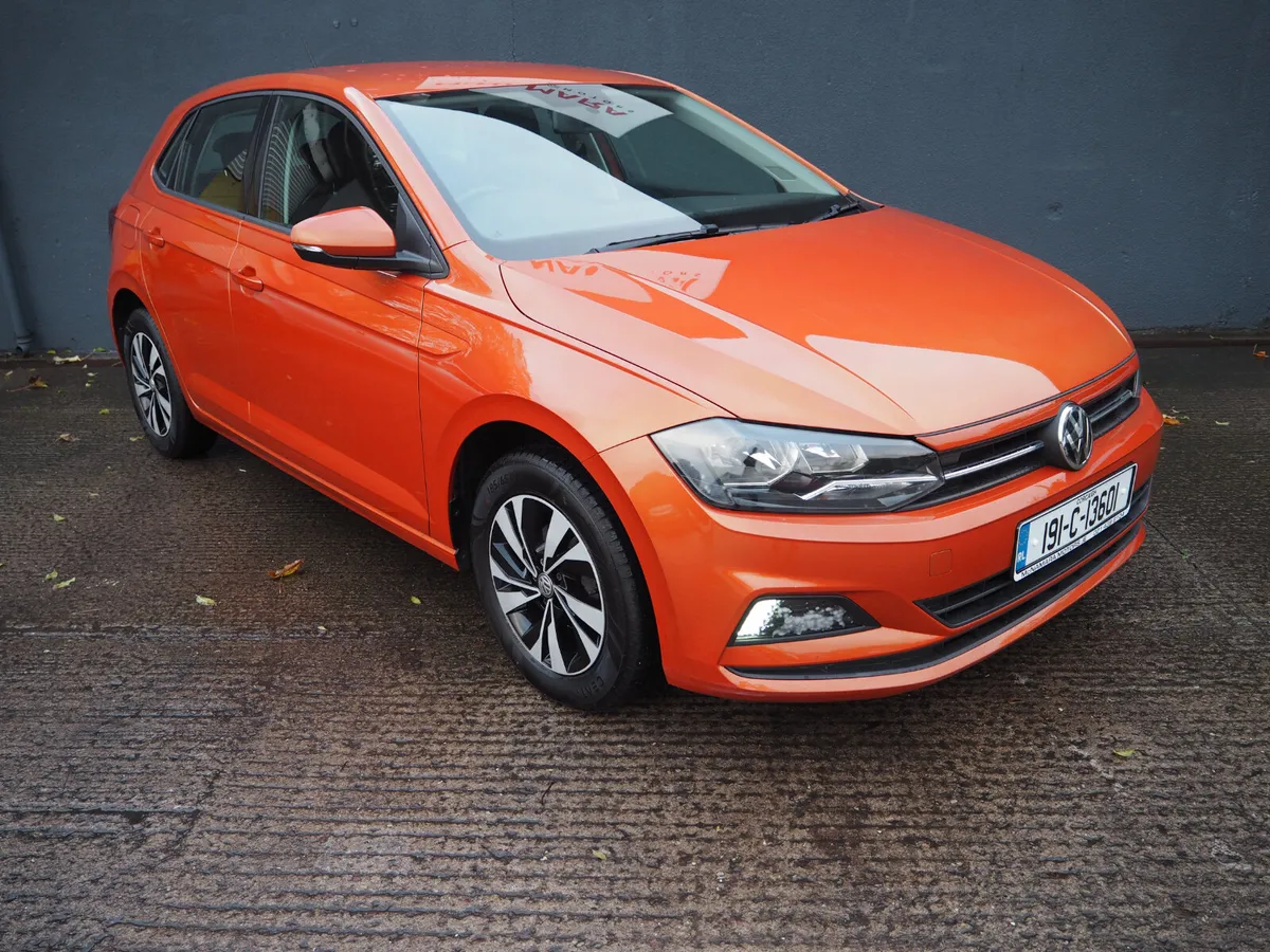 Volkswagen Polo SE Auto Low Kms's Exceptional - Image 3