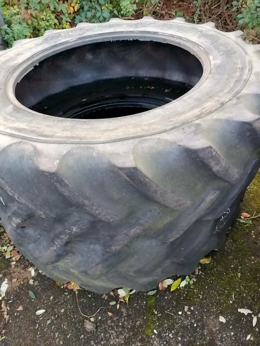 Tractor tyres 16.9R34 16.9X28 Grassland& 14.9R24's - Image 2