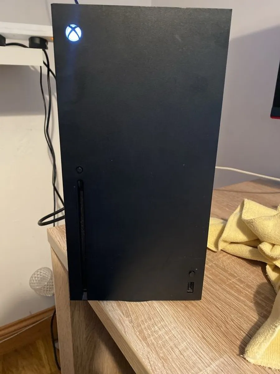 XBOX Series X + Elite series controller for sale in Co. Louth for €360