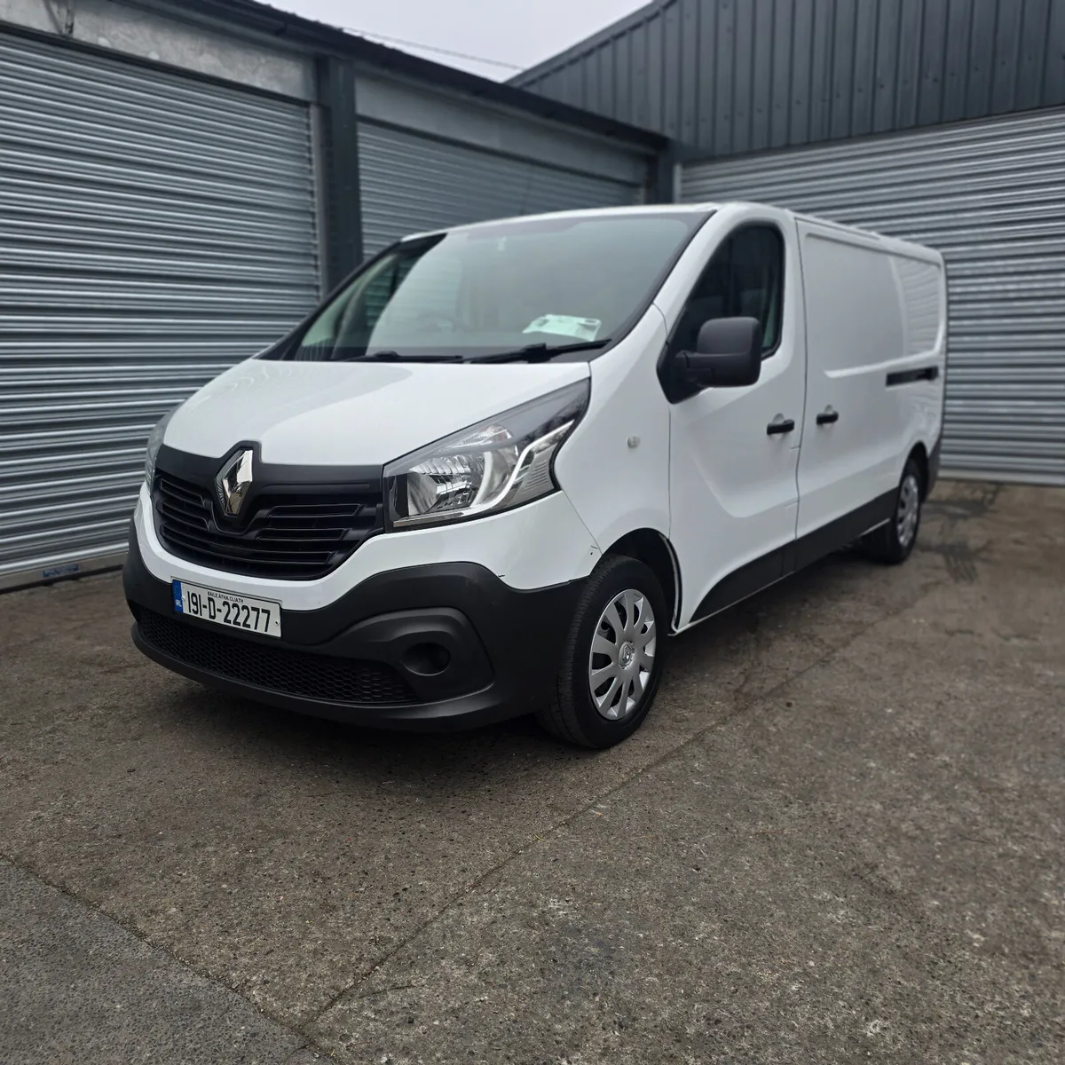 2019 Renault Trafic LWB - Image 2